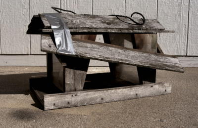Clunker Feeder